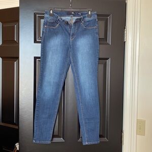 1822 Adrianna jeans